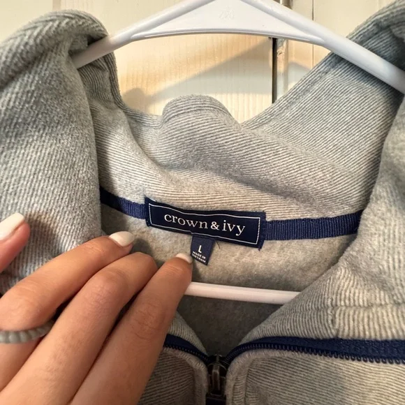 Crown & Ivy Men's Gray Zip-Up Sweater - Picture 3 of 6